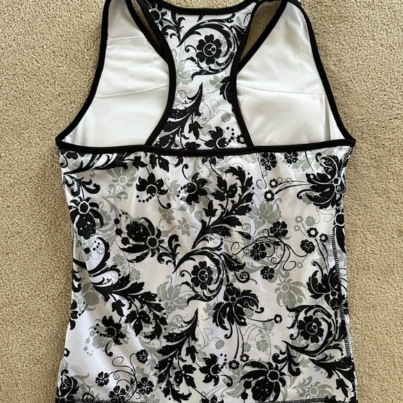 Danskin Now tank top - Picture 3 of 5